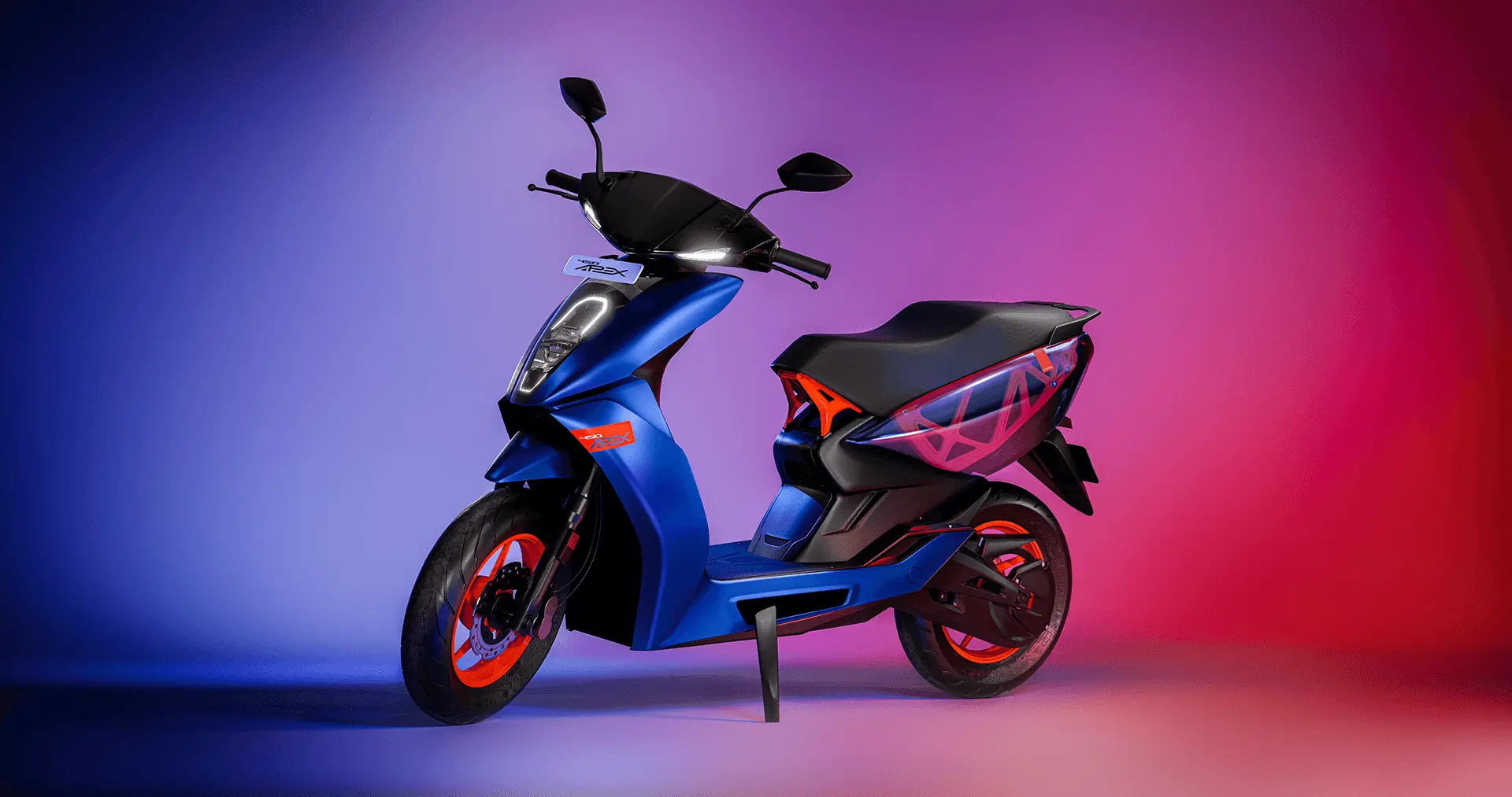 Ather 450 apex<br>IDC range 157 Km 3.7 kWh